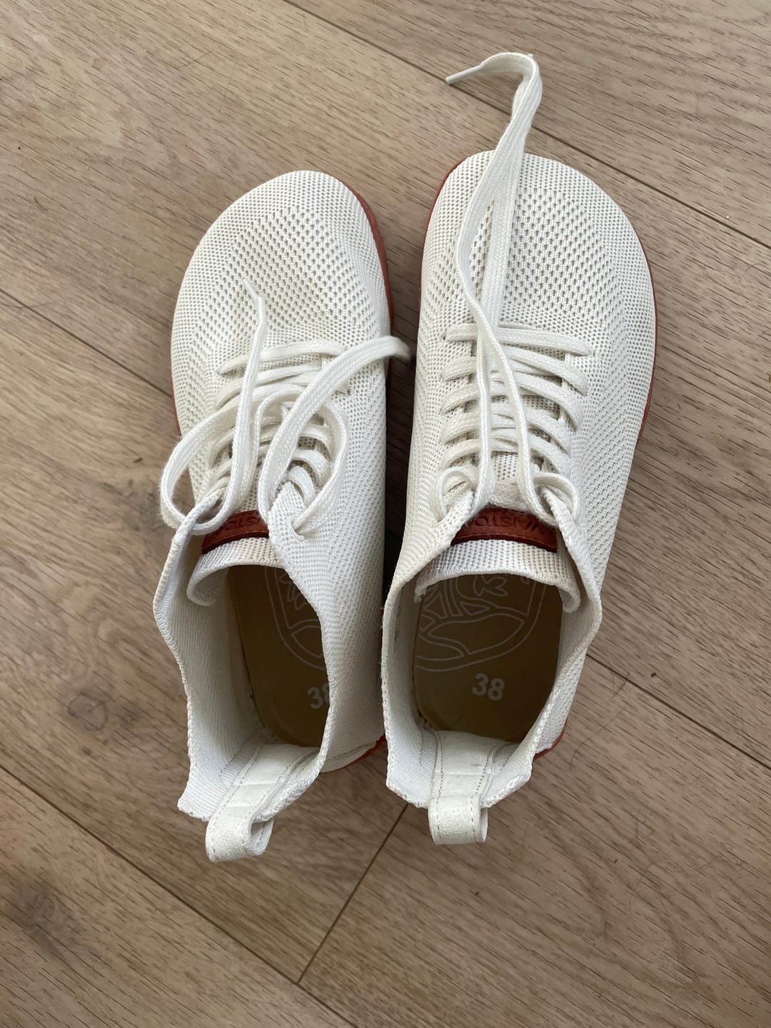 Customer photo review of Vaistoa Iloa Mid korkeavartiset paljasjalkatennarit