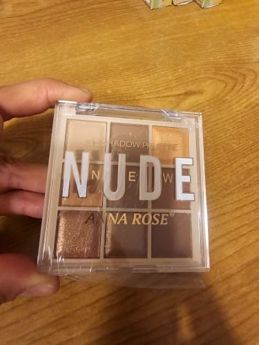 Customer photo review of 9-Color Eyeshadow Palette Mini With Glitter Shimmer Matte Finishes — Milk Tea | KIMLUD