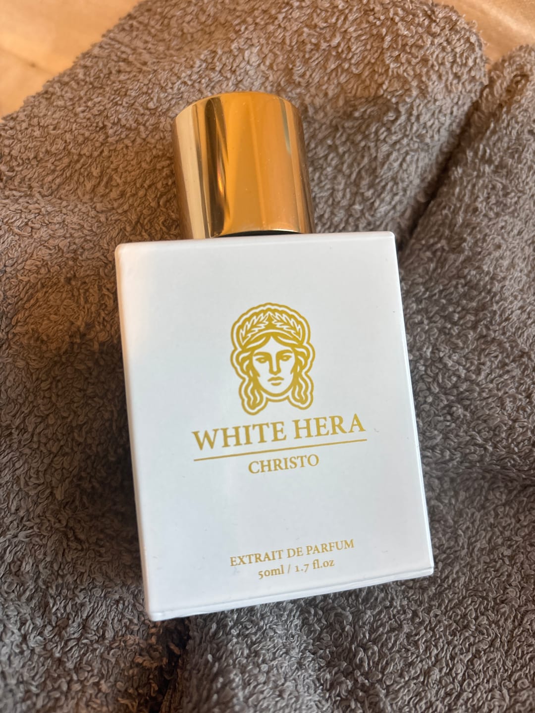 Customer photo review of WHITE HERA - Damen Parfum