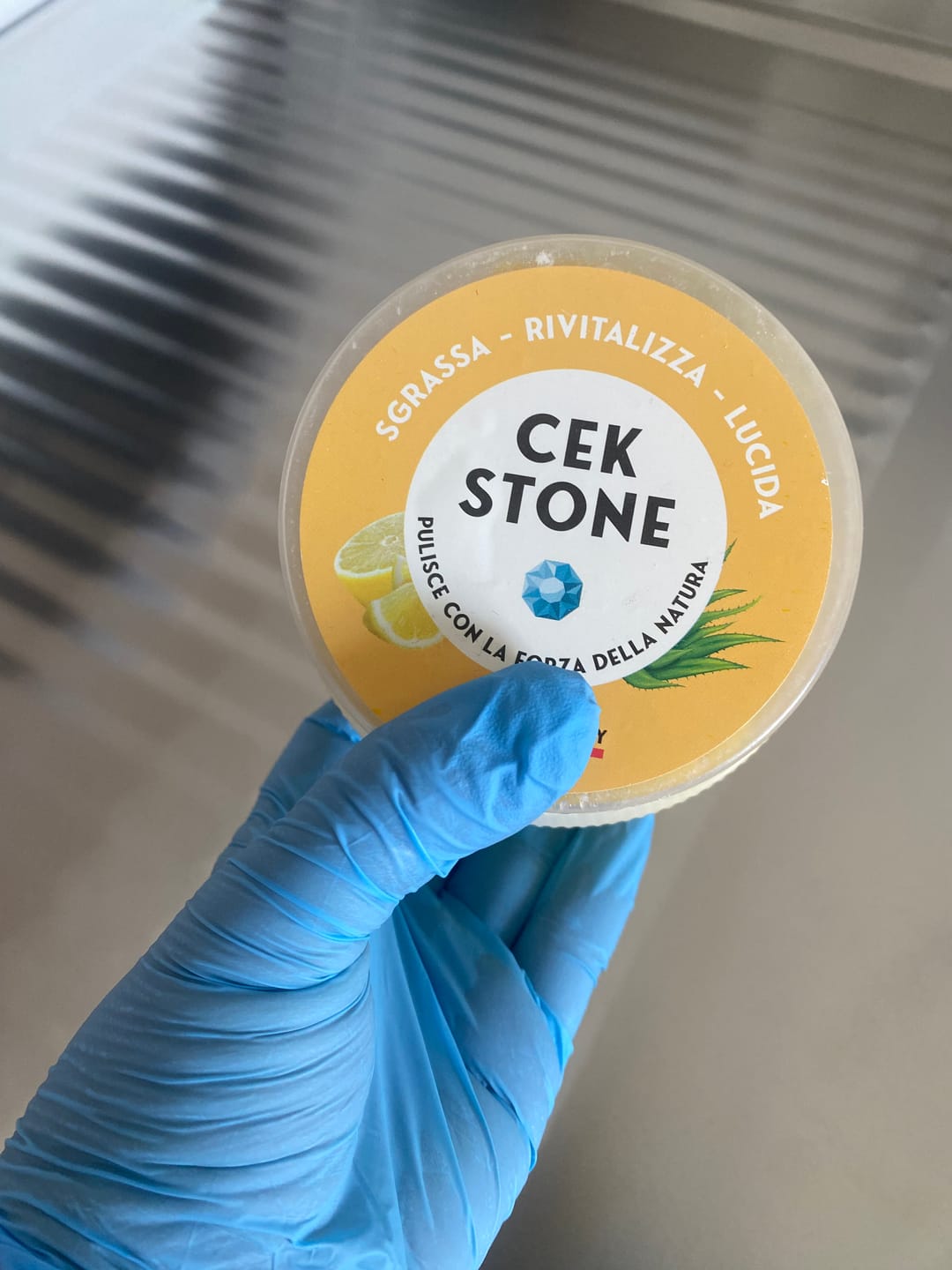Customer photo review of CEK STONE Pasta Protettiva, Prodotto pulizia casa tutto in uno