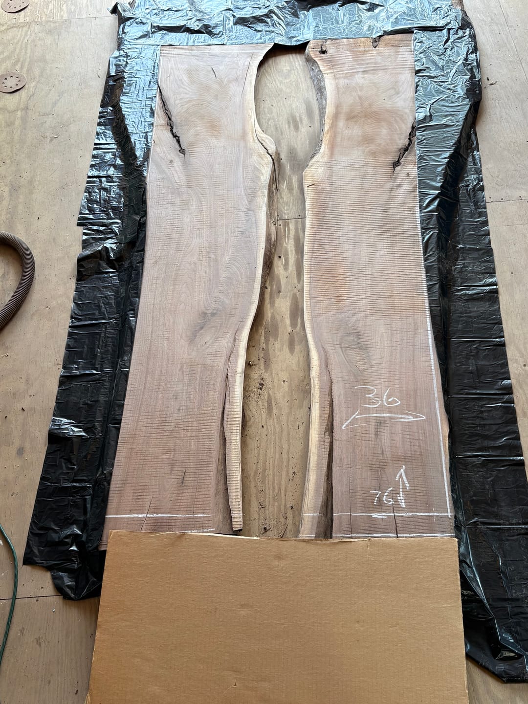 Customer photo review of Counter Table Legs 605 Uzar 34H for Live Edge Tabletop