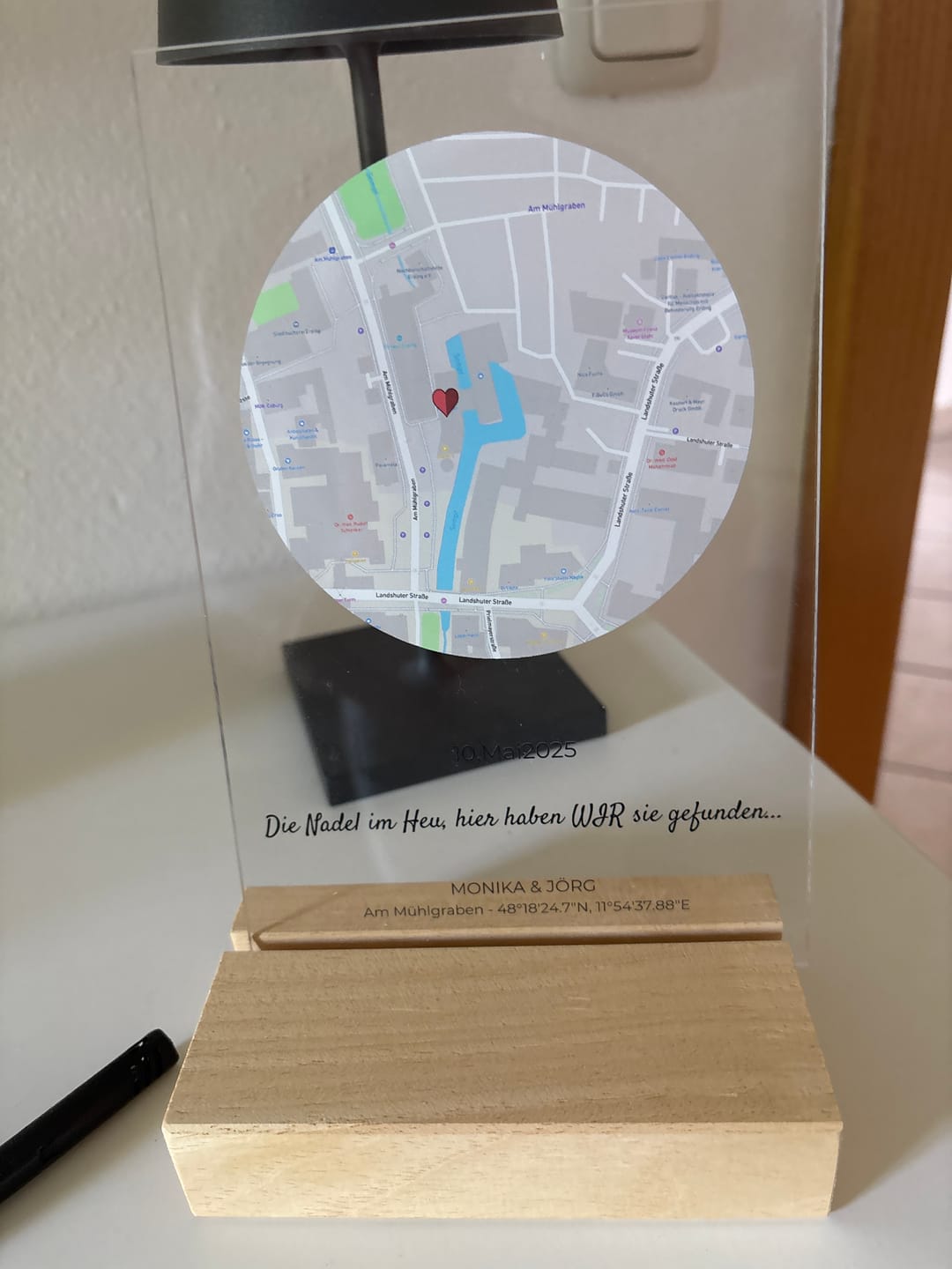 Customer photo review of "Unser Ereignis" - Personalisierte Acryltafel