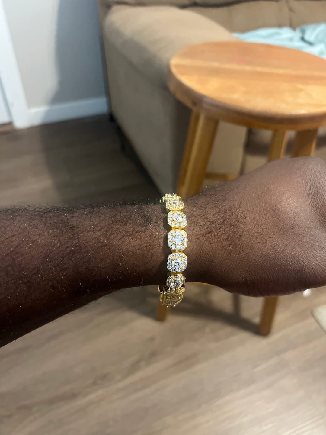 Customer photo review of 10mm Clustered Tennis Chain - Gold