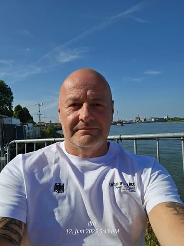 Customer photo review of Shirt - Ruhm & Ehre - White