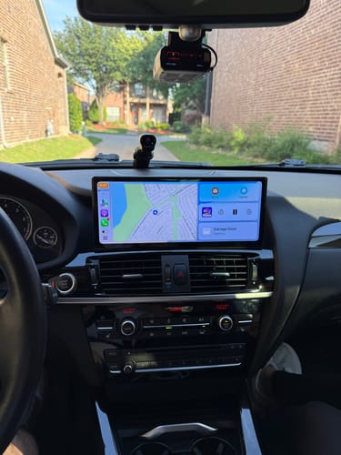 Customer photo review of 12.3'' Ultra CarPlay Android Auto Linux screen for BMW X3 F25 X4 F26 2011-2017