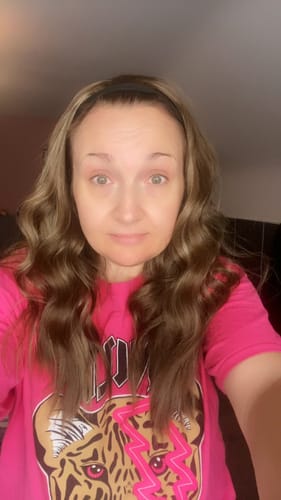 Customer photo review of The Headband Wig Perfect Curl