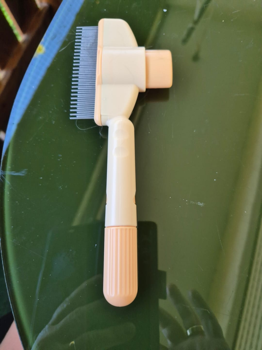 Customer photo review of Fur Lightning Brush