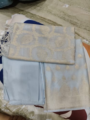 Customer photo review of Firozi Golden Zari Resham Silk Banarasi Suit