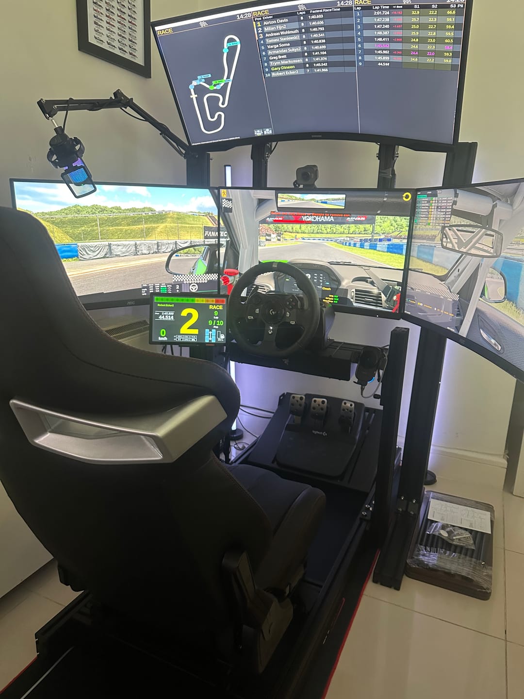 Customer photo review of Simulator Monitor Stand
