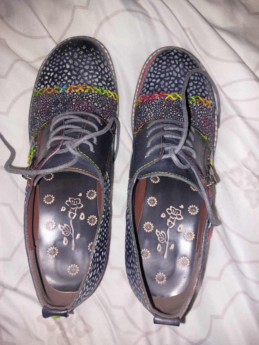 Customer photo review of Vintage Handmade Leather Fashion Flat Shoes