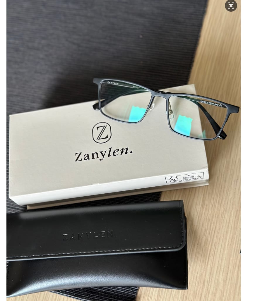 Customer photo review of Terrance | Magnetic Clip-on Eyeglasses Sunglasses | ZanyLen 2025 New Arrivals