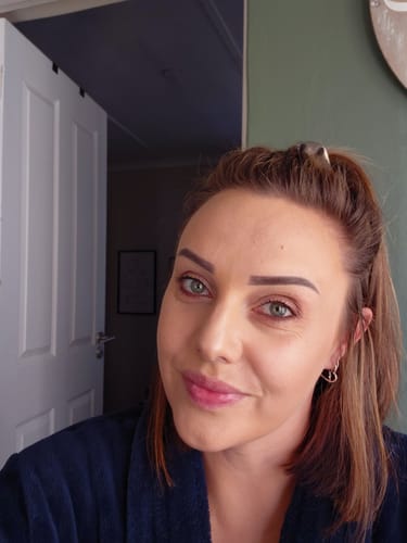 Customer photo review of The Super Glo Hydro Boost Jelly Moisturiser