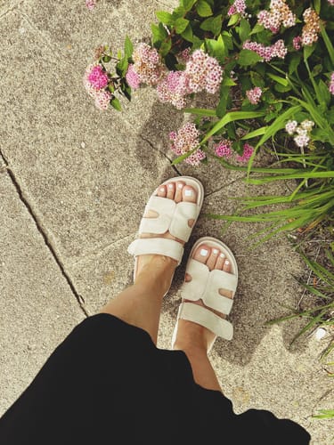 Customer photo review of Hailey Pantolette - Beige