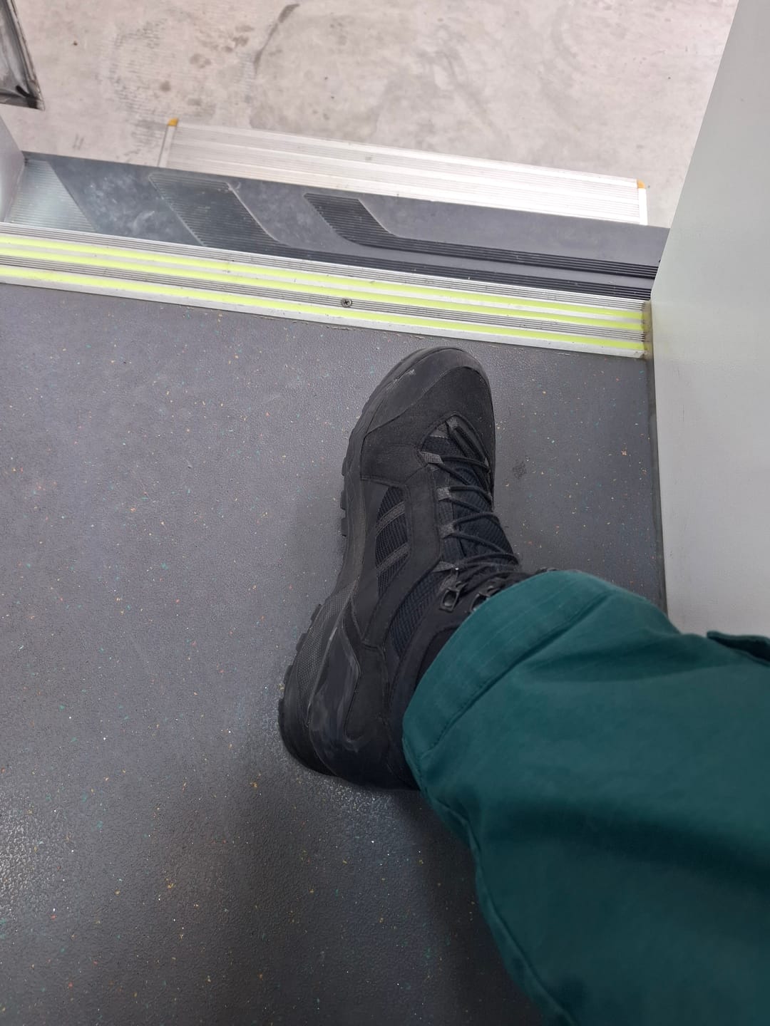 Customer photo review of GARMONT T4 Tour GTX Tactical Boot
