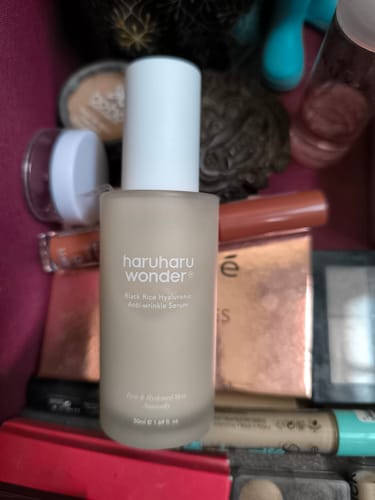 Customer photo review of Haruharu Wonder - Sérum anti-rides à l'acide hyaluronique et riz noir - 50ml