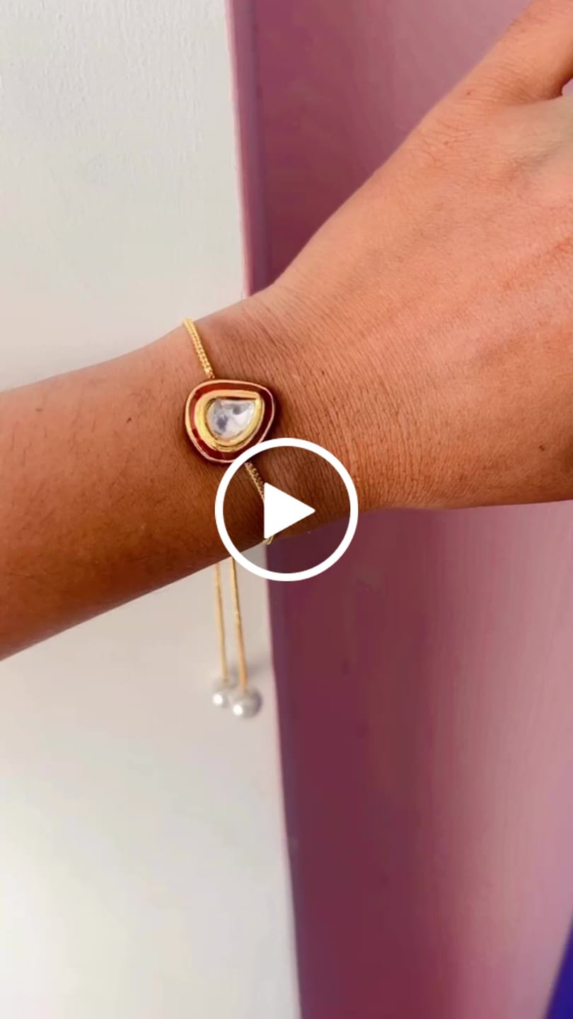 Customer video review of Ekta Bracelet