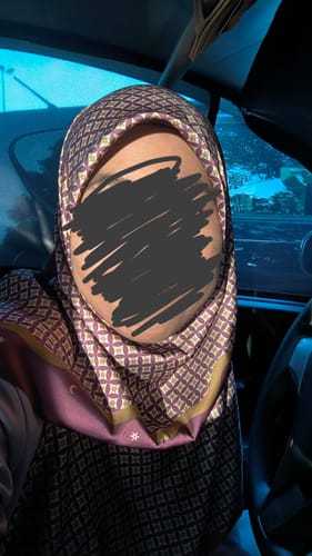 Customer photo review of Bertamu Square (Lavender)