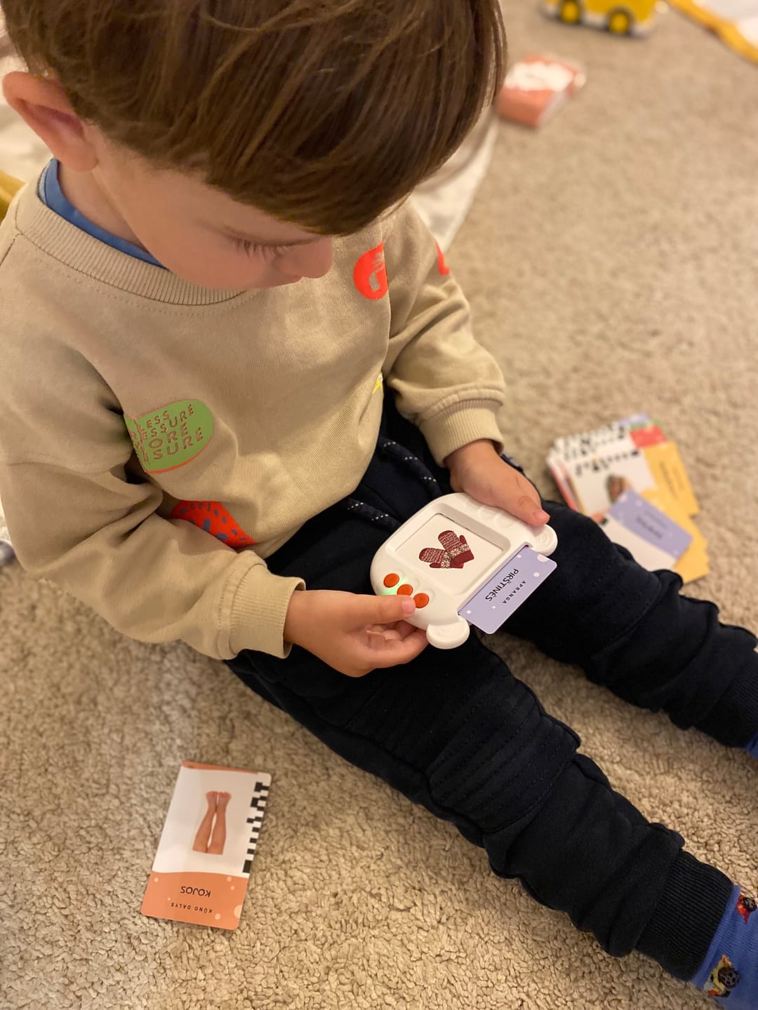 Customer photo review of „Luloo“ Lietuviškai įgarsintos lavinamosios kortelės vaikams, kalbančios lietuviškai