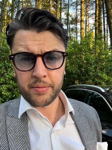 Customer photo review of KARL | Leopard Fade
