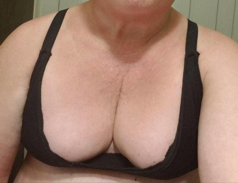 Customer photo review of Air Ease Ultra Supportive Comfort Bra