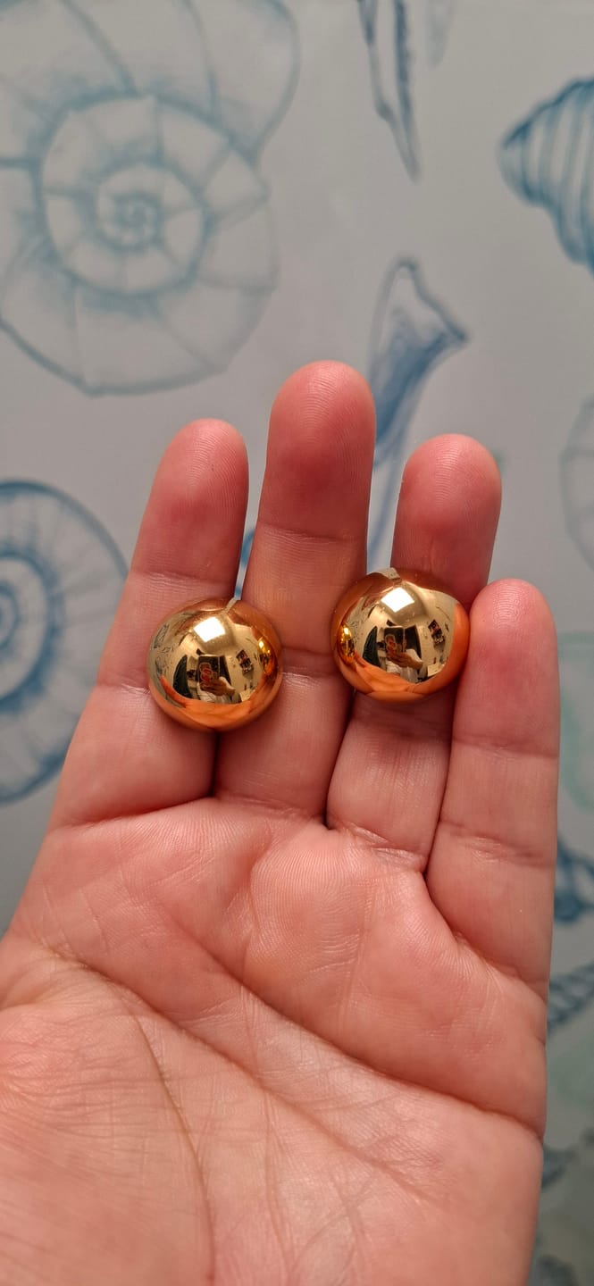 Customer photo review of Aretes Nidra