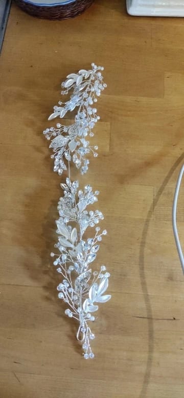 Customer photo review of Crystal Pearl Headband Tiara — Crystal Clear Silver | KIMLUD