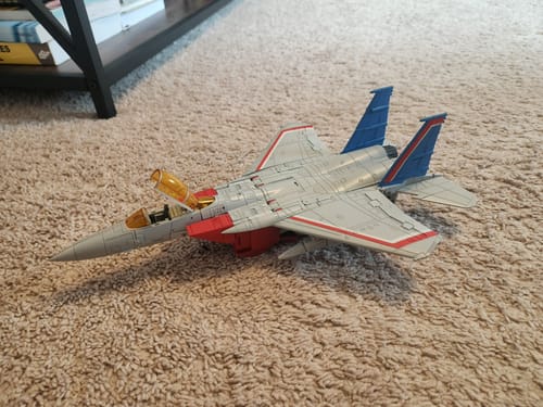 Customer photo review of Deformation Space DS-01 Crimson Wings (Red Spider, Starscream G1) 25cm / 10"