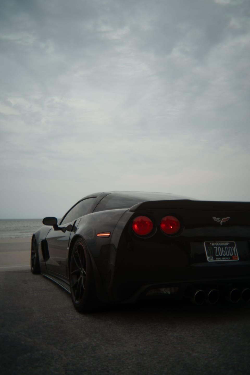 Customer photo review of Corvette C6 Grand Sport / Z06 Front Splitter Lip & Side Skirts Rocker Panels