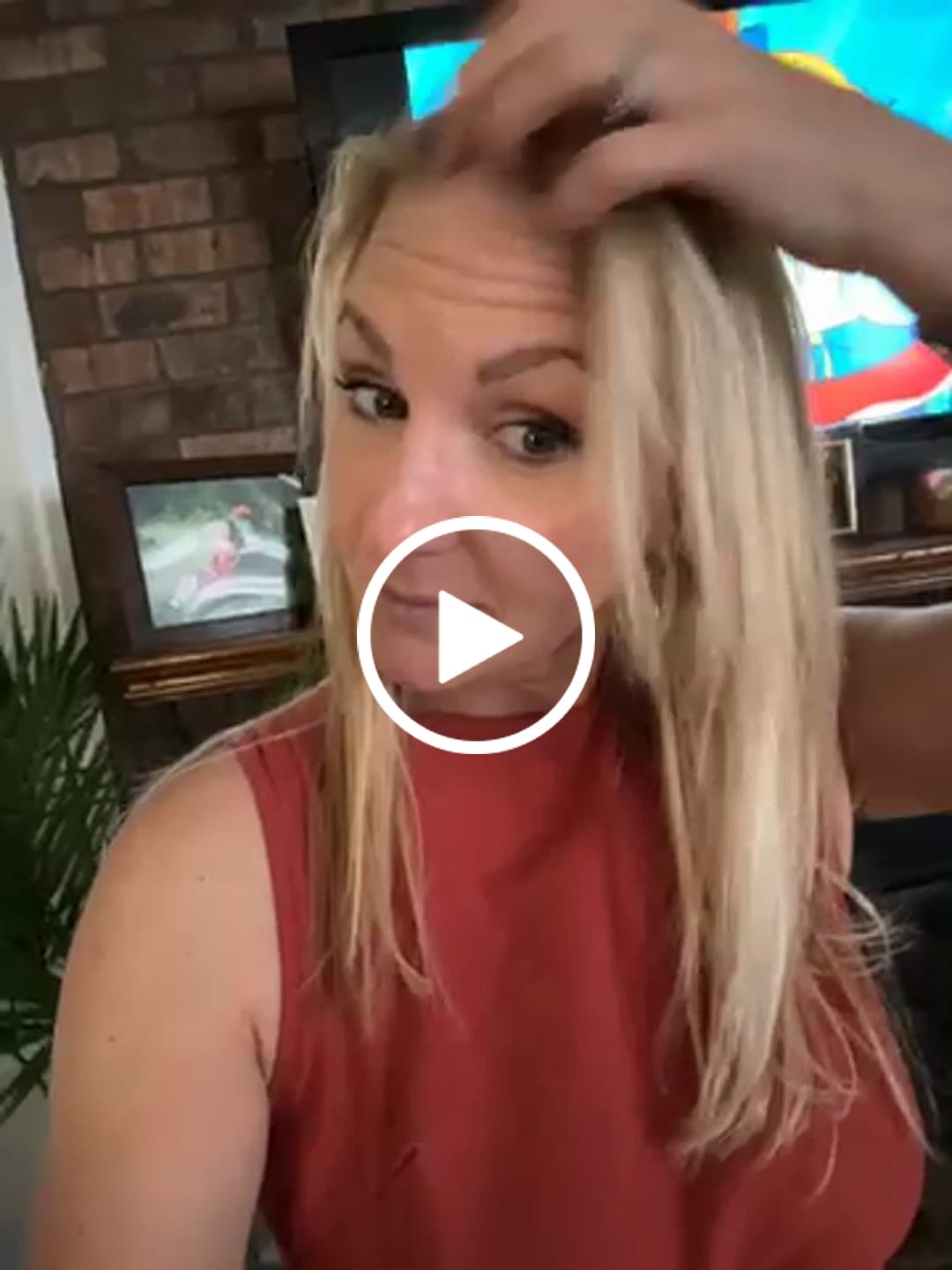 Customer video review of Full Shine PU Seamless Clip in Extensions 100% Remy Human Hair 8 Pieces Balayage (#18/22/60)
