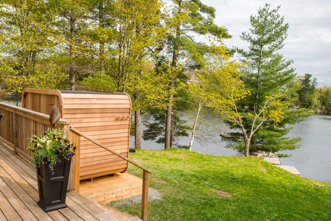 Customer photo review of SAUNASNET® Outdoor Wood Sauna Room Square 05