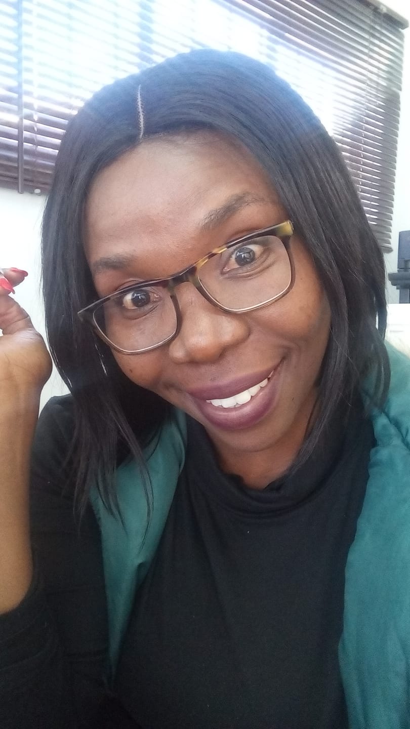Customer photo review of Brazilian Beginner Wig Kim K