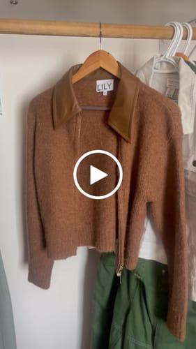 Customer video review of LILY Wool Alpaca Blend High-Waisted Knit Top