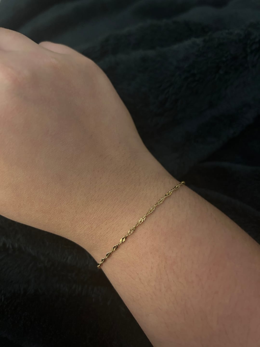 Customer photo review of Dainty Rope Chain Bracelet
