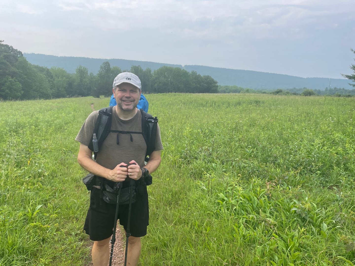 Customer photo review of Men's Short Sleeve Tech Tee