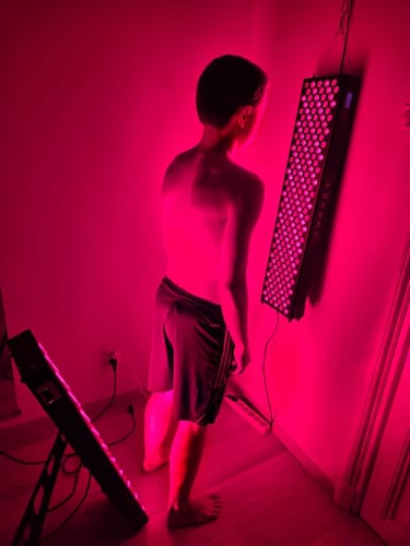 Customer photo review of Koanna® Luma1000™ – Powerful, Mid-Size Red Light Therapy Panel