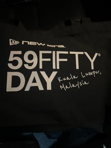 Customer photo review of New Era 59FIFTY Day Tote Bag [Not For Sale]