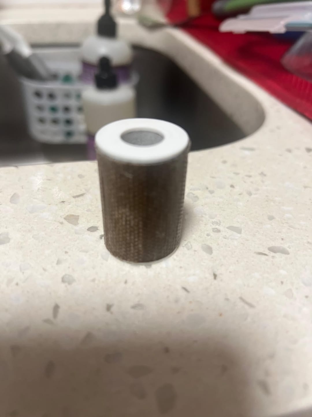 Customer photo review of Frizzlife Splash-Proof Sink Faucet Extender with Filter, NSF Certified Reduce 99% Chlorine, 1080° Rotating Tap Aerator, 2 Modes Spray Attachment for Kitchen/Bathroom/Toddlers, 8pcs Replacement Filter