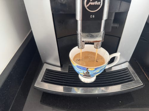 Customer photo review of Van Gogh tea cups