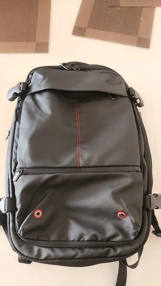 Customer photo review of Oxford Vacuum Compression Backpack 17 Inch Laptop Business Large Capacity — Black | KIMLUD