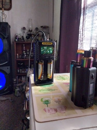 Customer photo review of Nitecore UM2 2 Channel Digital Battery Charger
