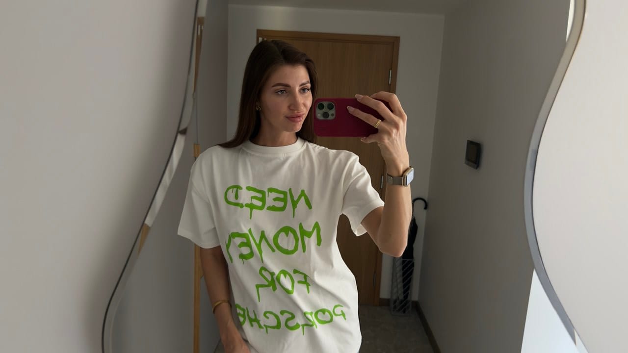 Customer photo review of Oversized Shirt - NMF PORSCHE GREEN