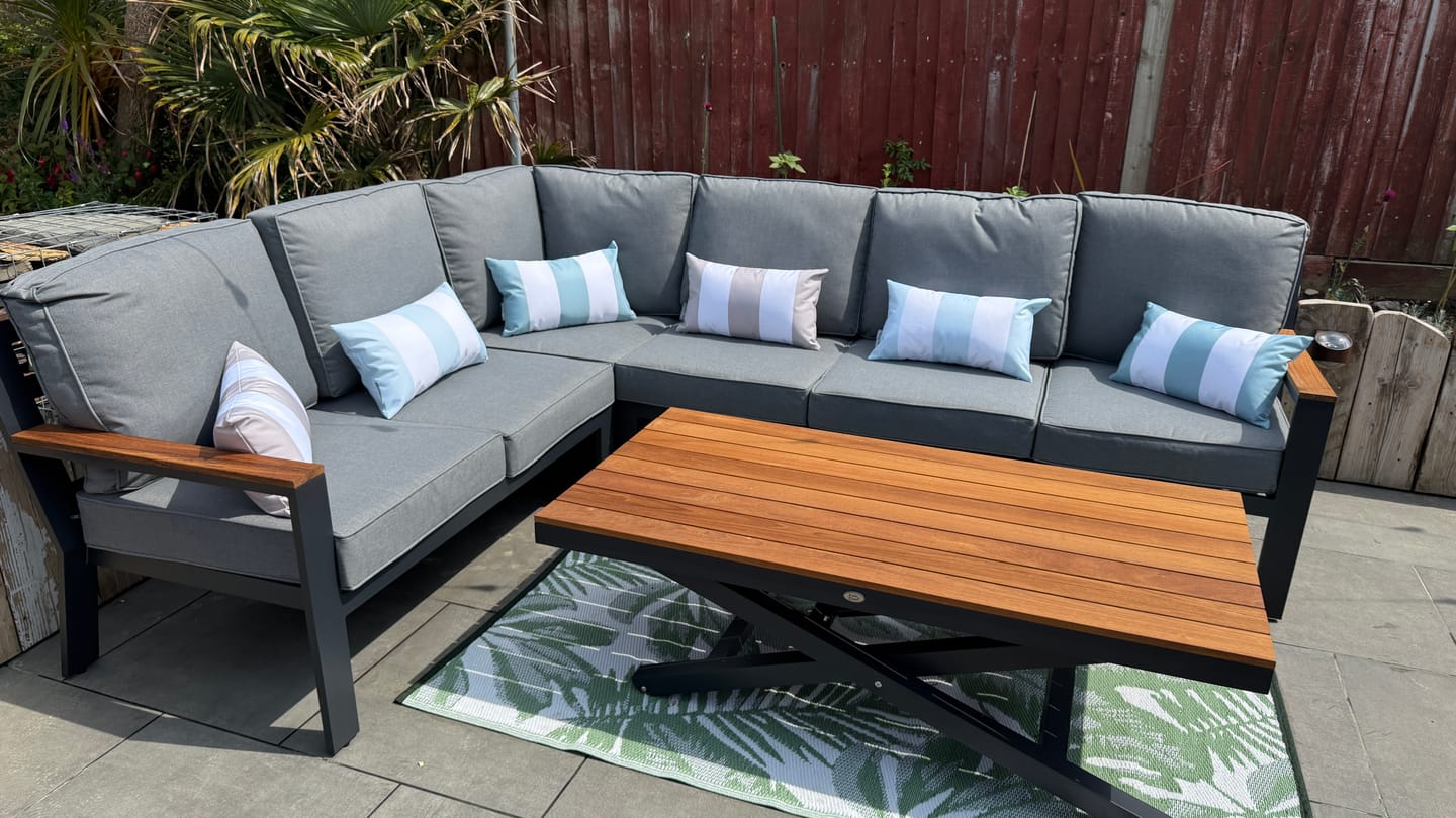Customer photo review of Outdoor Garden Waterproof Rectangle Cushion - 3 Stripes