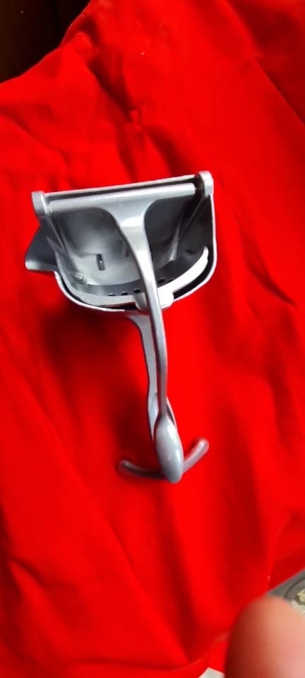 Customer photo review of Premium Manual Juice Squeezer