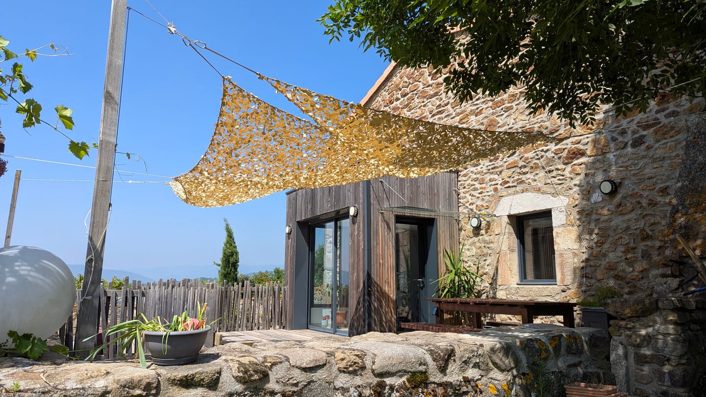 Customer photo review of Filet de camouflage triangulaire sable