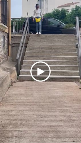 Customer video review of Riñonera "Classic Yellow" · Polipiel · Pieza Única Núm. 17435