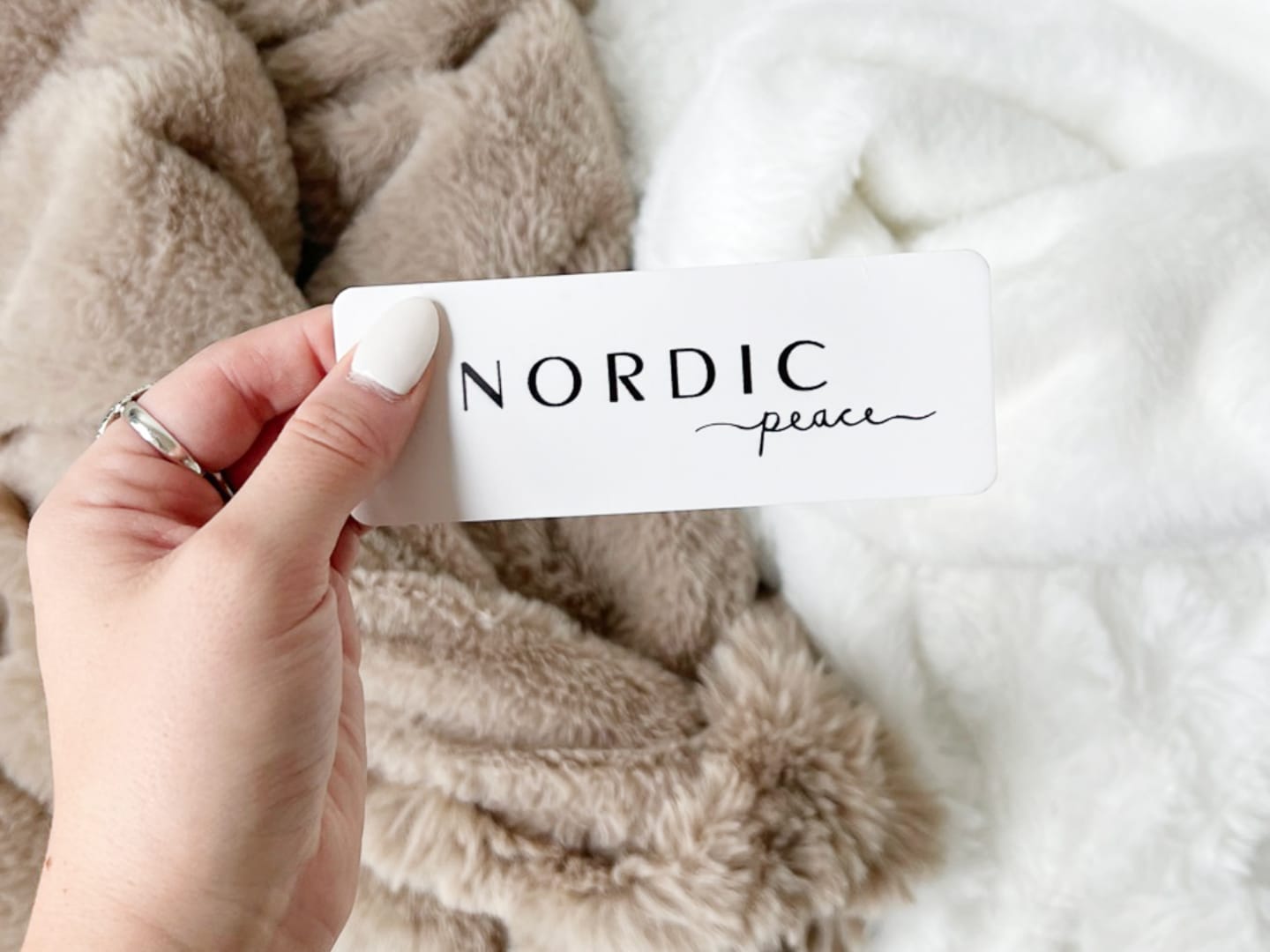 Customer photo review of Nordic Cozy Blanket
