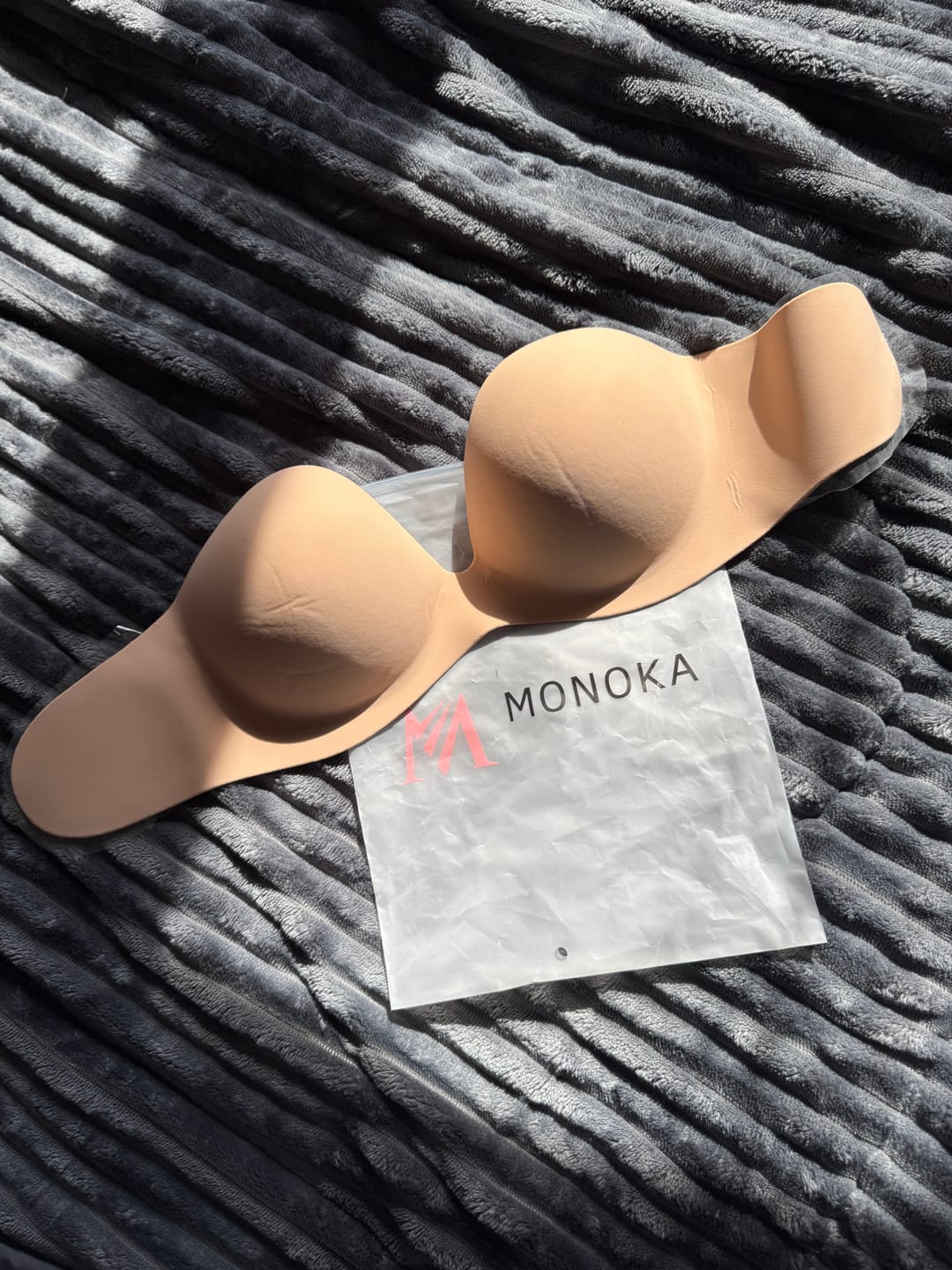 Customer photo review of Trägerloser Pushup Klebe-BH™ - Ideal für rückenfreie & trägerlose Outfits