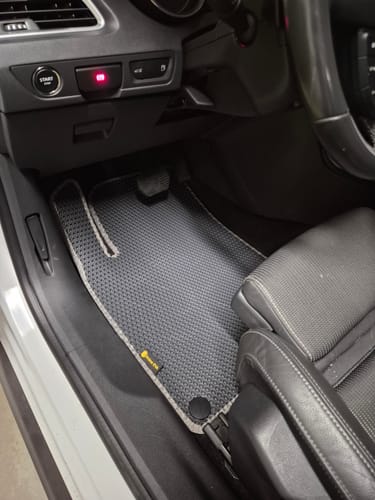 Customer photo review of Dywaniki samochodowe na zamówienie - Przód i tył