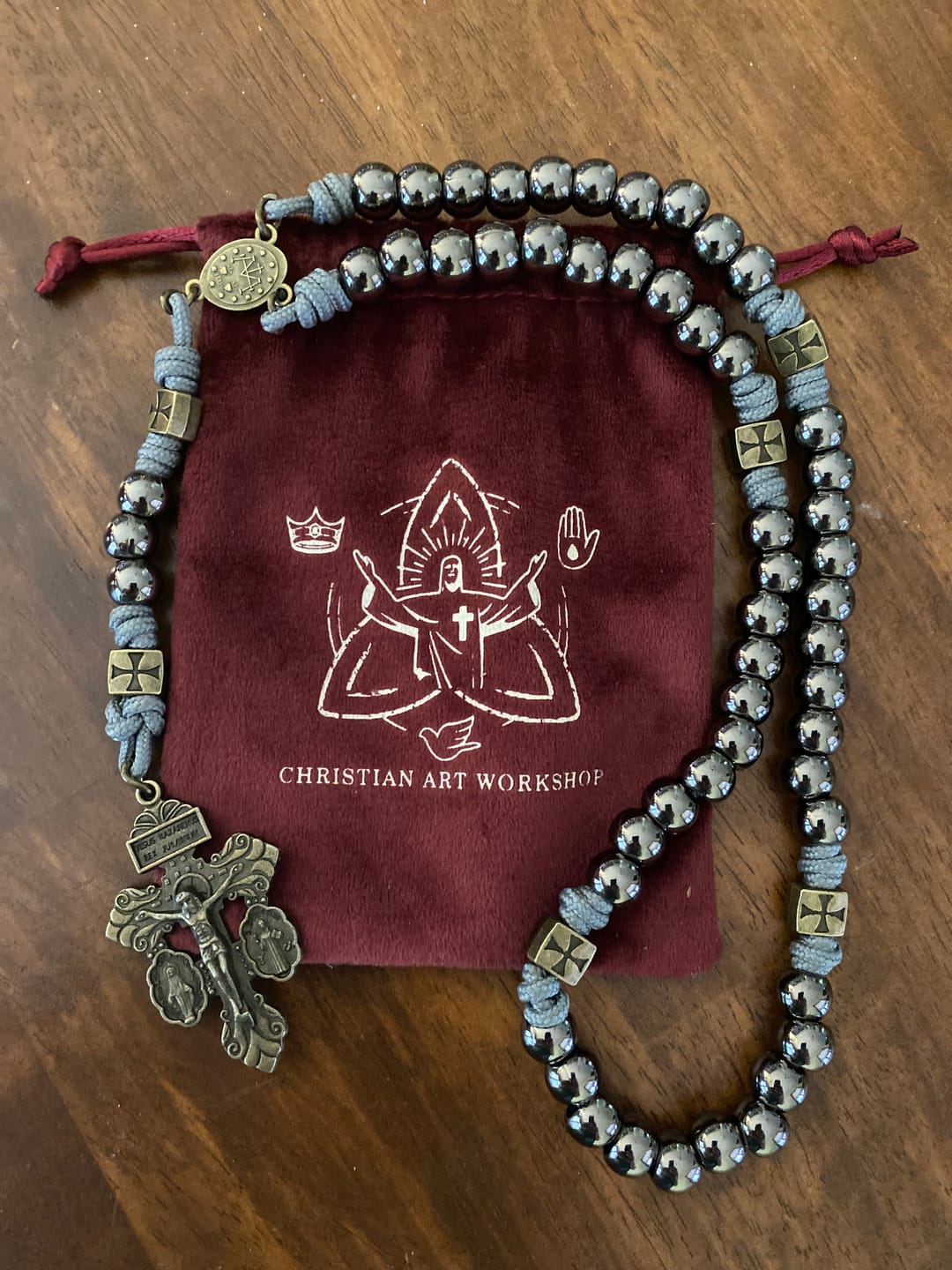 Customer photo review of FREE Today: Miraculous Medal & Crucifix of 8 mm Round Silver Black Gallstone Nylon Cord Rosary
