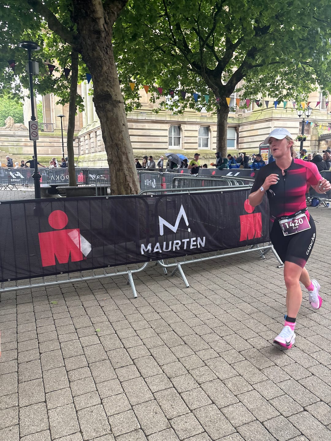 Customer photo review of Womens Fuchsia Elements Tri Suit